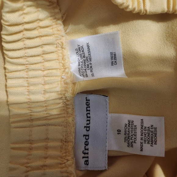 Yellow Men's Pants - Picture 4 of 5